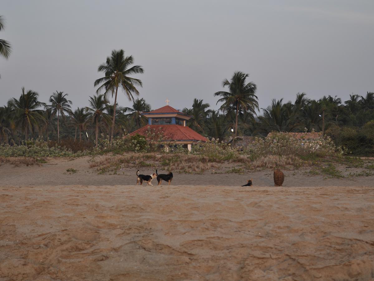 Tutti Garden Bungalows Hotel Mormugao Exterior photo